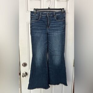 Women’s American Eagle Medium Wash Festival Flare Jeans Size 10 Short